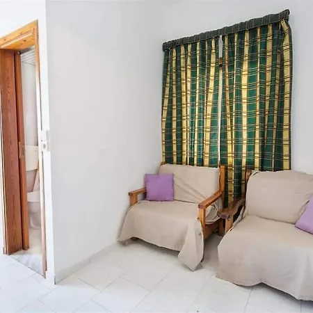 Michalis Litinas Apartments Agia Marina  Exterior photo