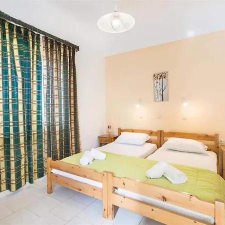 Michalis Litinas Apartments Agia Marina  Exterior photo